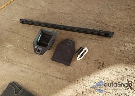 2025 BMW X7 xDrive40I из США, поврежденный, VIN 5UX23EM01S9X15860